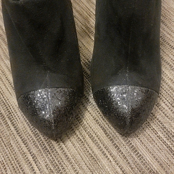 Glitter Ankle Boots - Picture 9 of 12